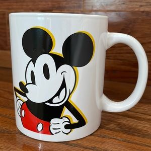 BRAND NEW DÍSNEY MICKEY MOUSE Ceramic Mug 16oz (473ml)